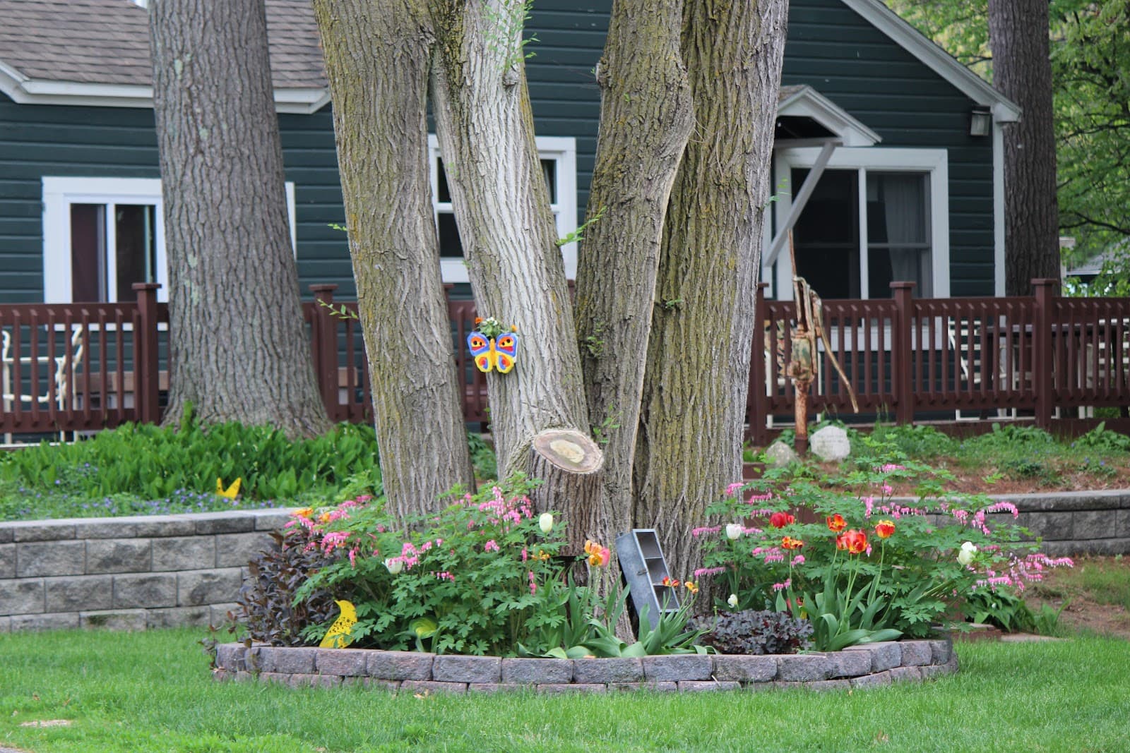 Mitchell Creek Inn - Hotels & Motels in Traverse City, Michigan