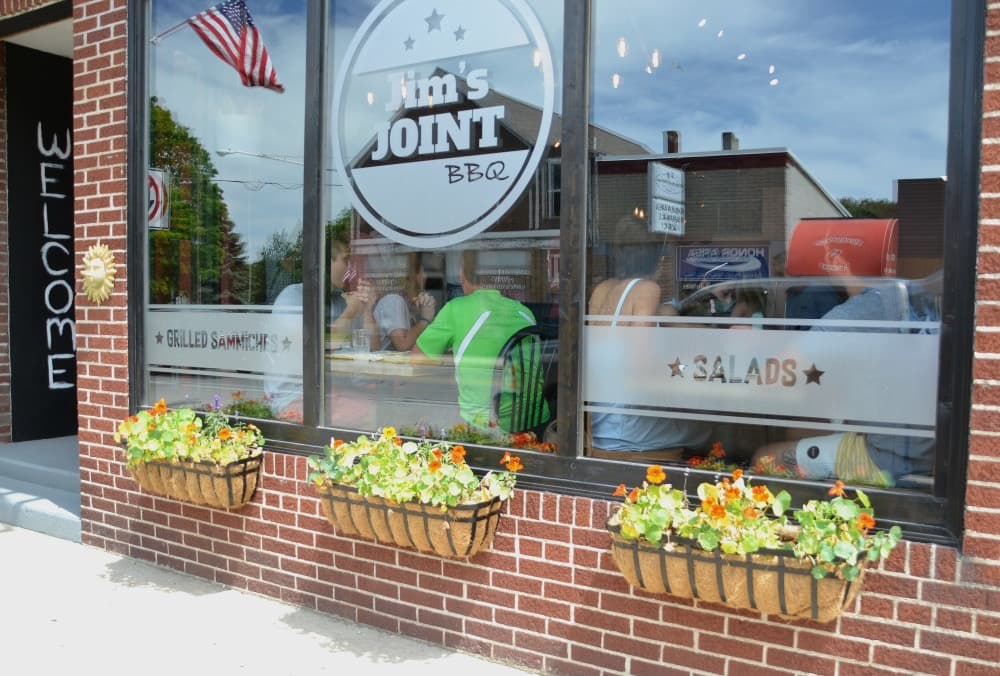 Jim's Joint BBQ - Family/American in Traverse City, Michigan