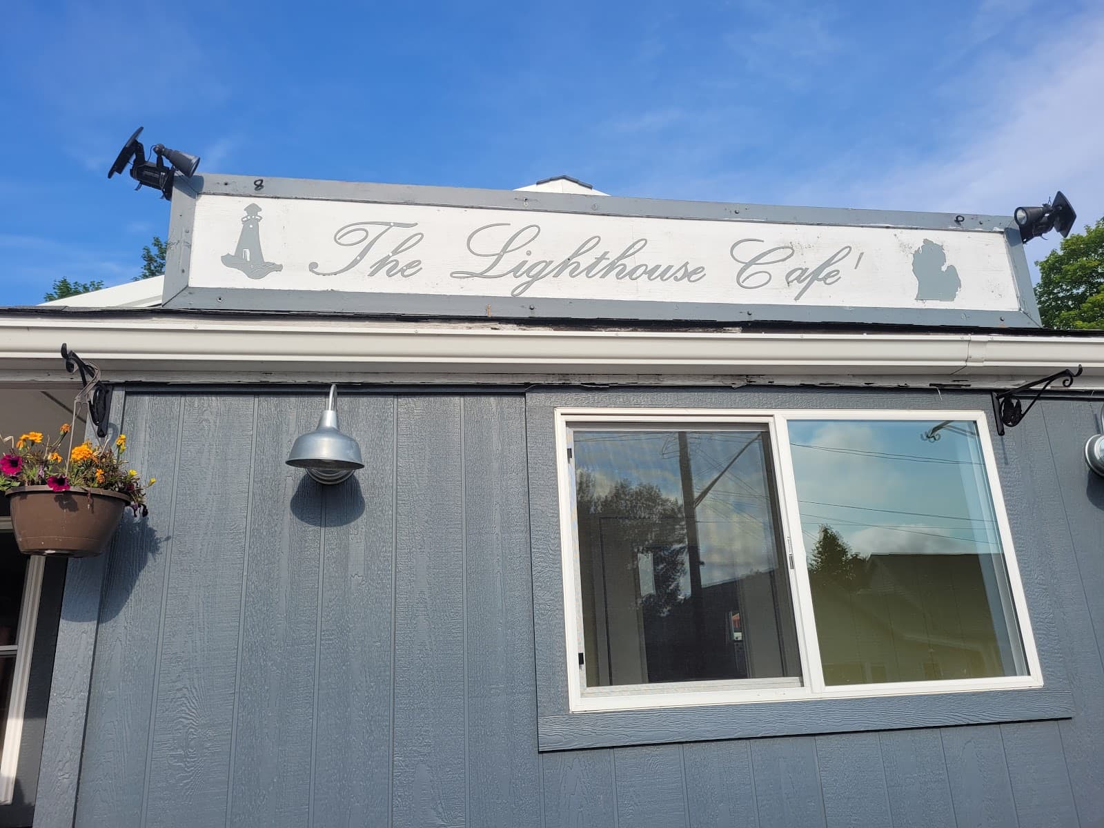 Lighthouse Café - Lighthouses in Traverse City, Michigan