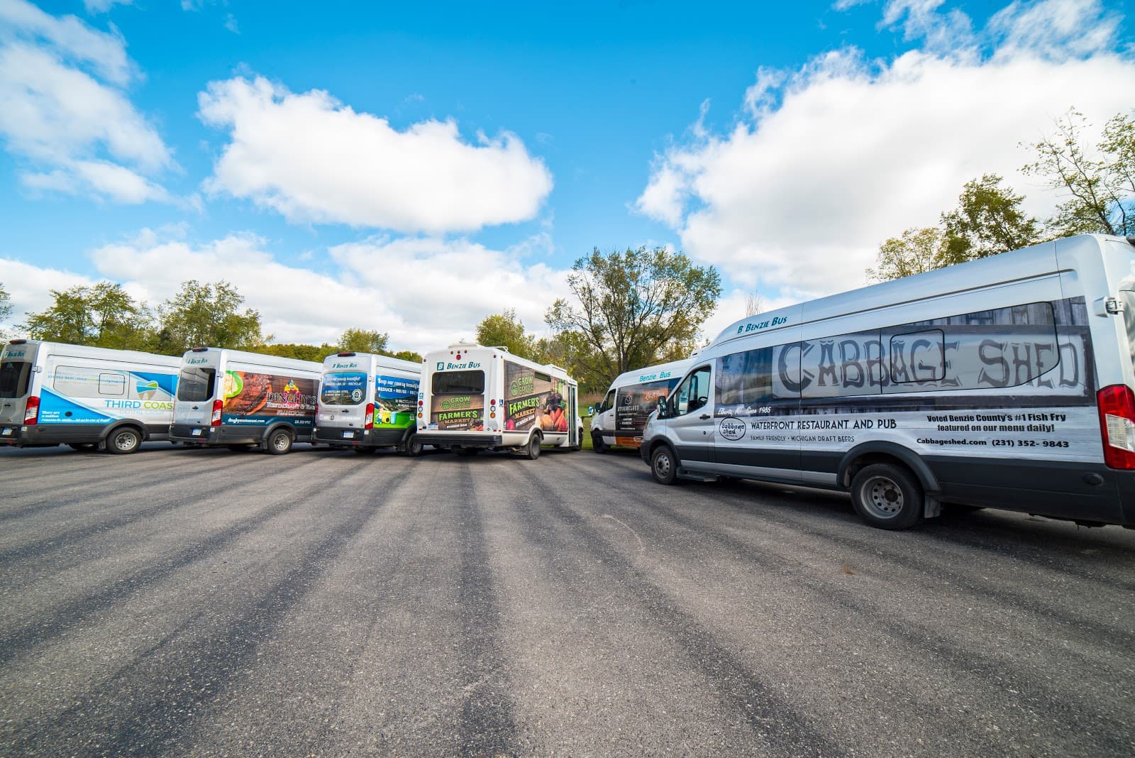 Benzie Bus Airport Service - Transportation in Traverse City, Michigan