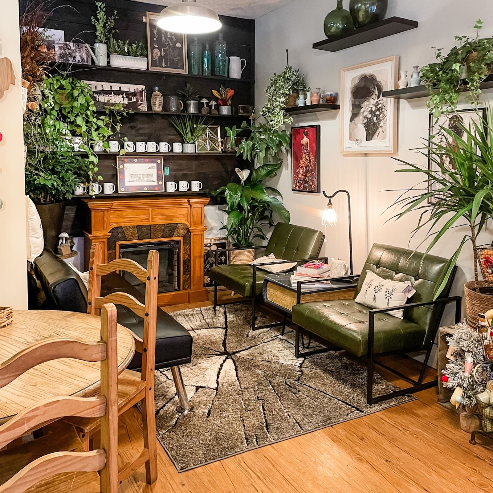 Hill Top Coffee & Ice Cream - Coffee Shops in Traverse City, Michigan