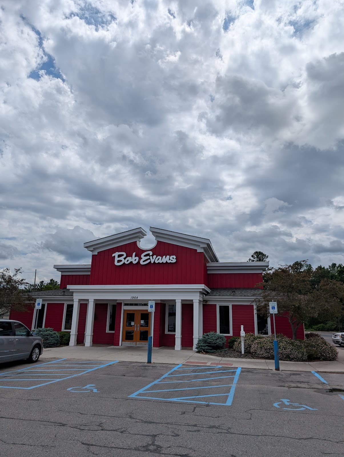 Bob Evans - Diners & Breakfast in Traverse City, Michigan