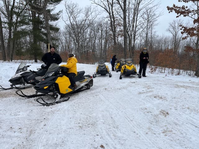 Snowblitz Snowmobile Rentals - Snowmobiling in Traverse City, Michigan