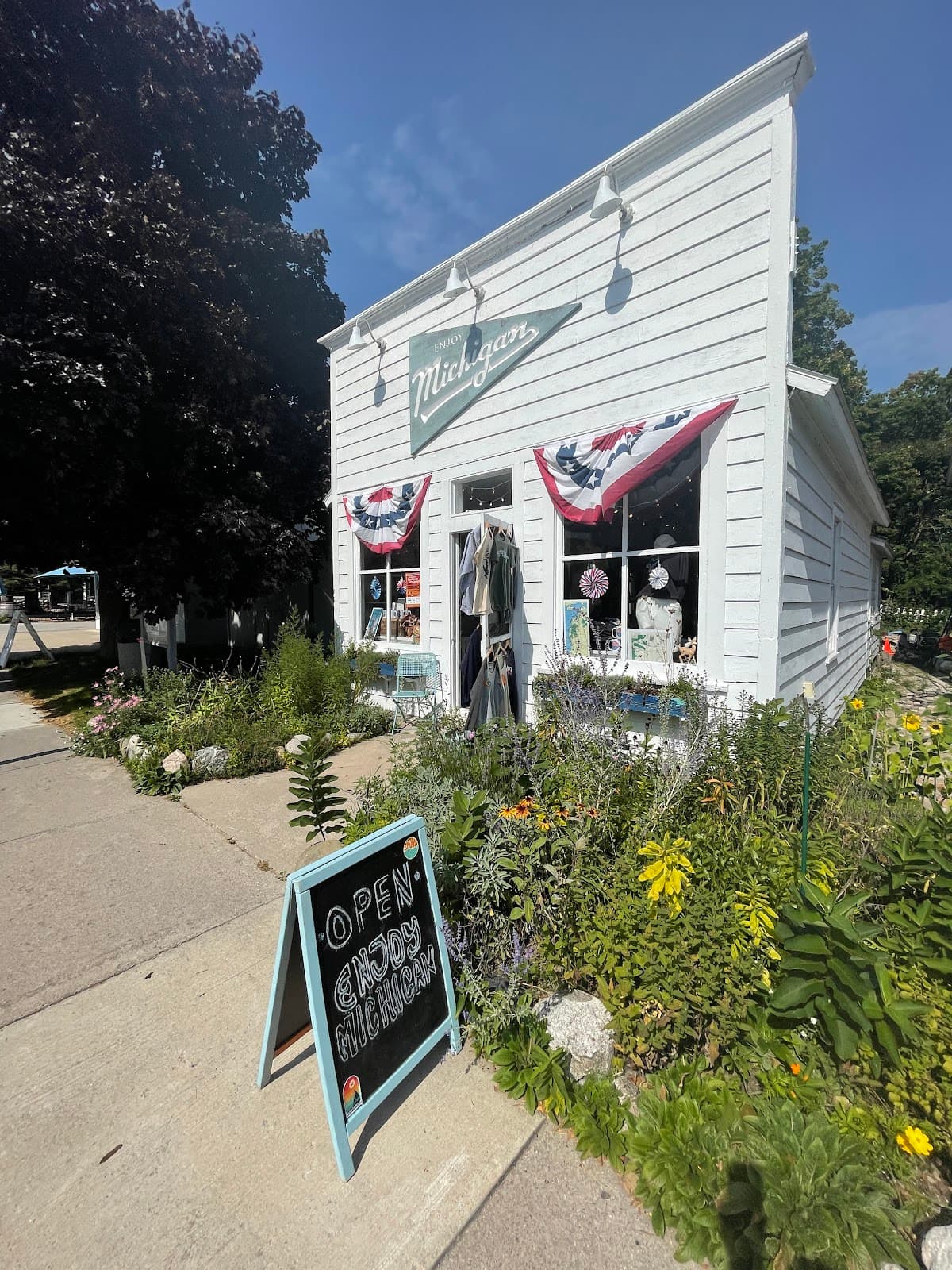 Enjoy Michigan - Visitor Centers & Chambers in Traverse City, Michigan