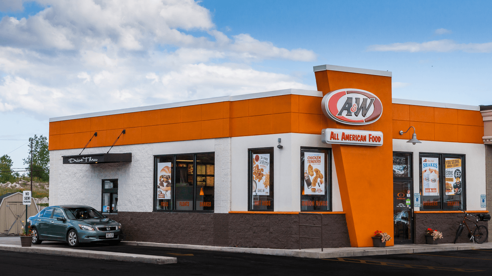 A&W Restaurant - Burgers in Traverse City, Michigan