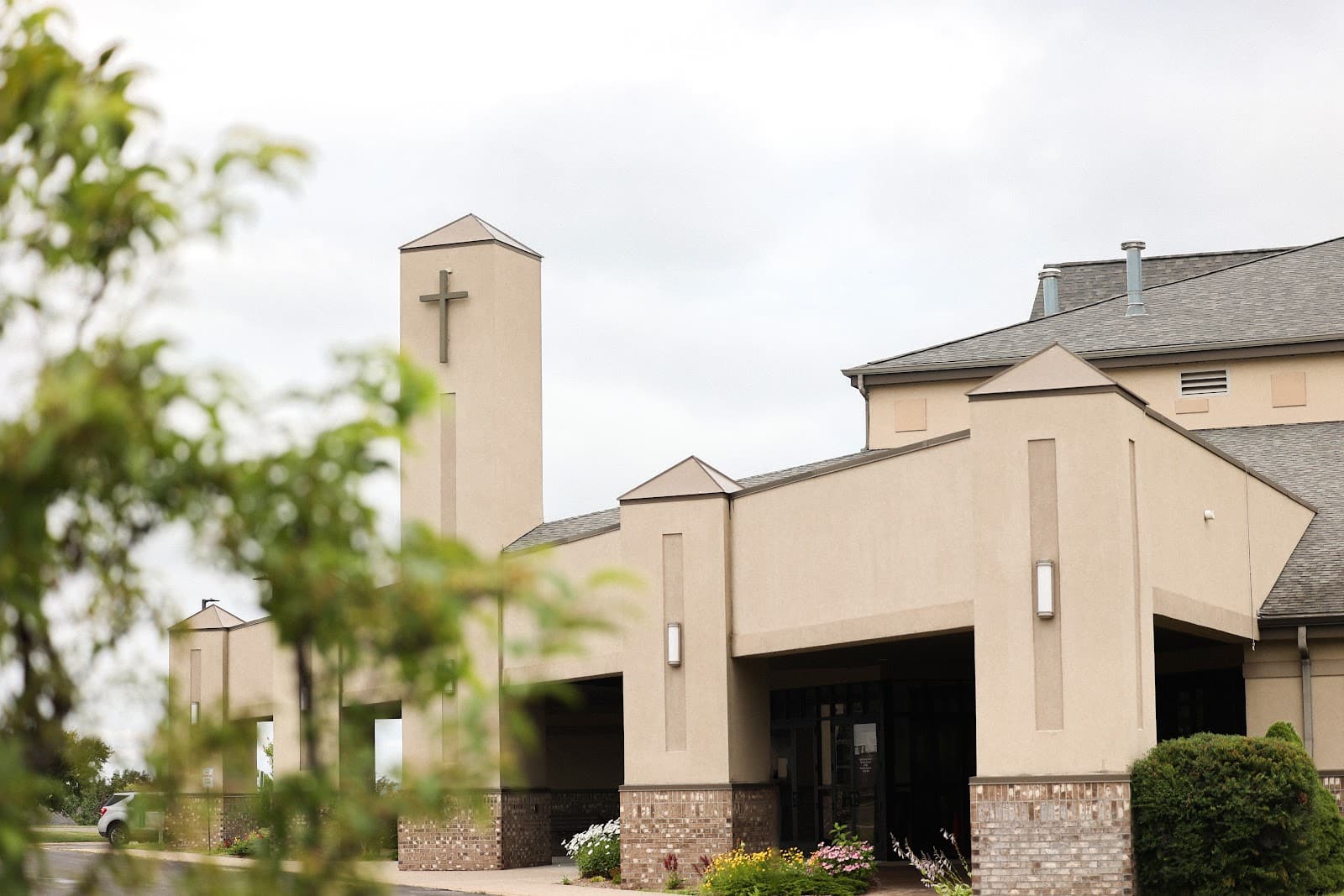 East Bay Calvary Church - Places of Worship - Non-Denominational in Traverse City, Michigan
