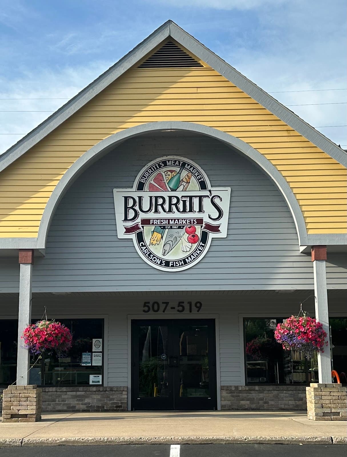 Burritt's Fresh Market - Farm Markets in Traverse City, Michigan