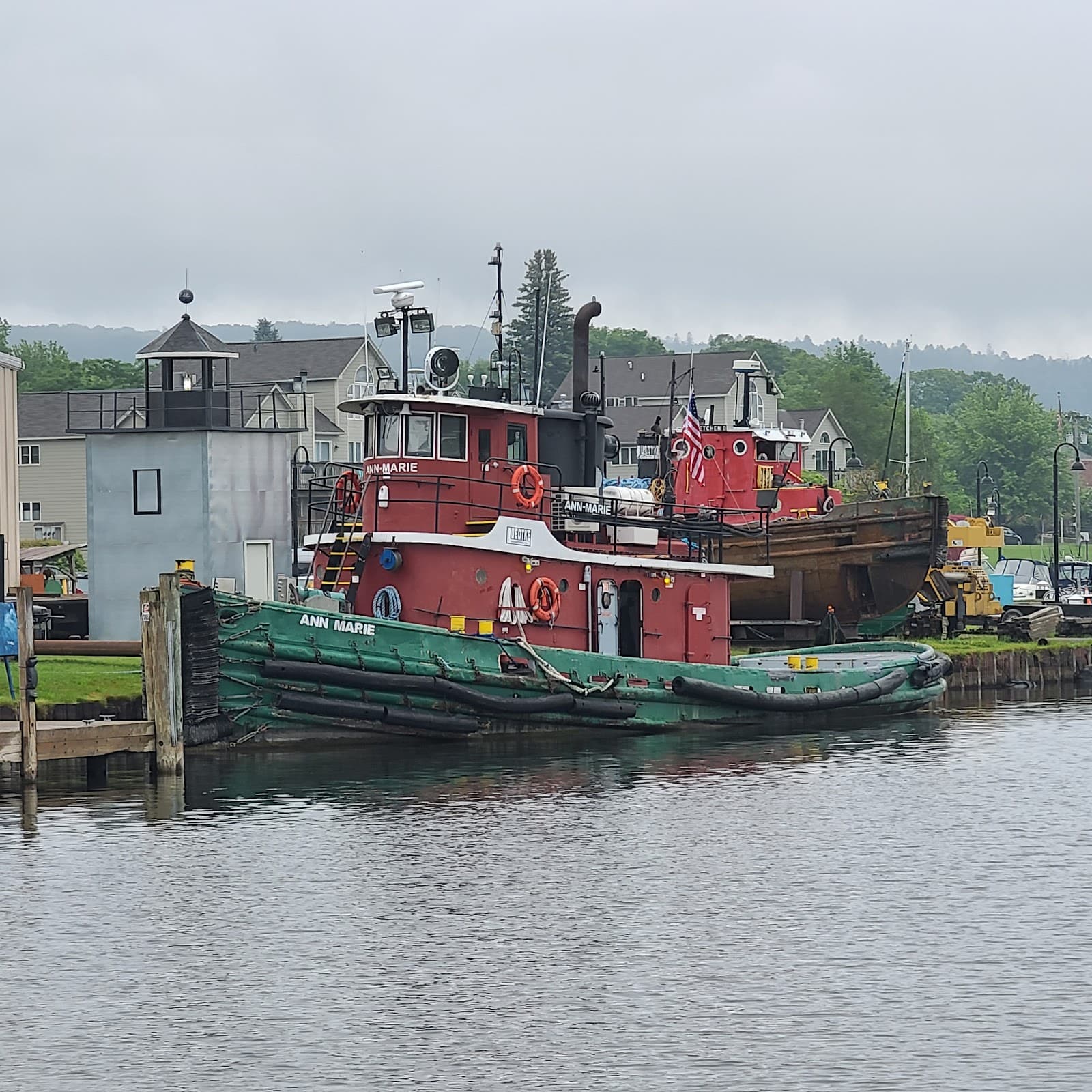 Jacobson Marina Resort - (All Resort Listings) in Traverse City, Michigan