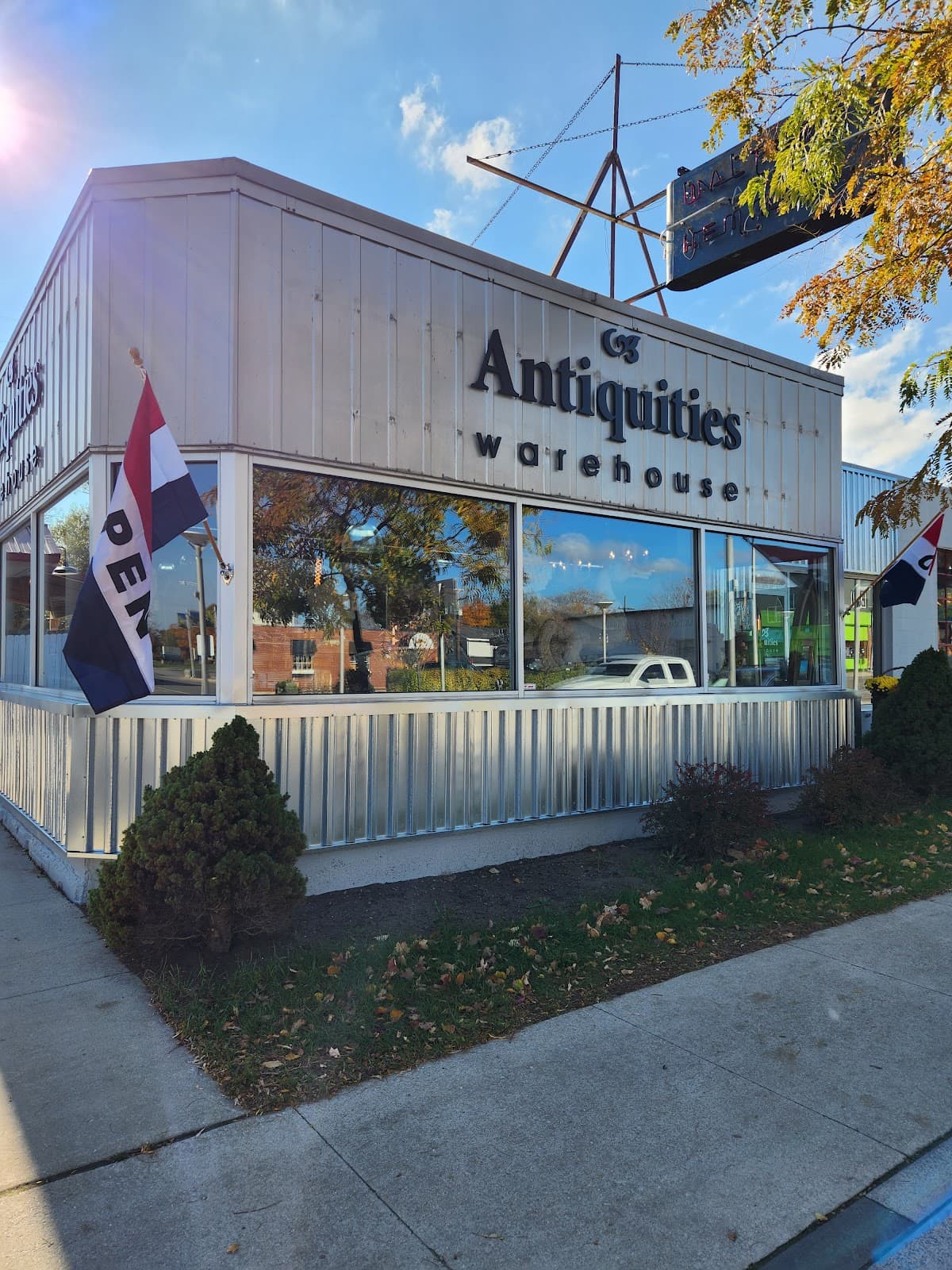 Antiquities Warehouse of Grand Traverse in Traverse City
