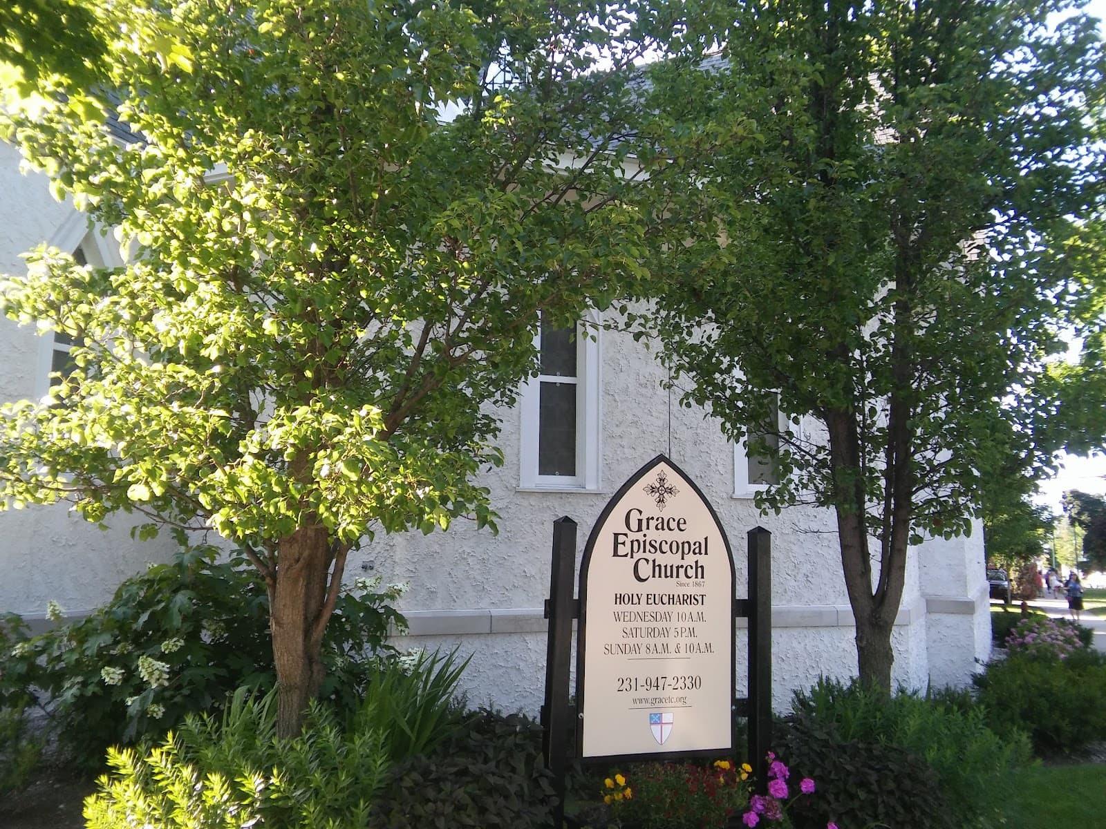 Grace Episcopal Church - Places of Worship - Episcopal in Traverse City, Michigan