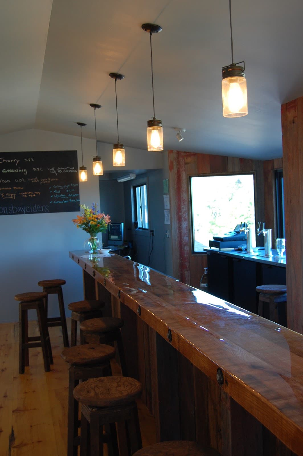 Suttons Bay Ciders - Cider Houses in Traverse City, Michigan