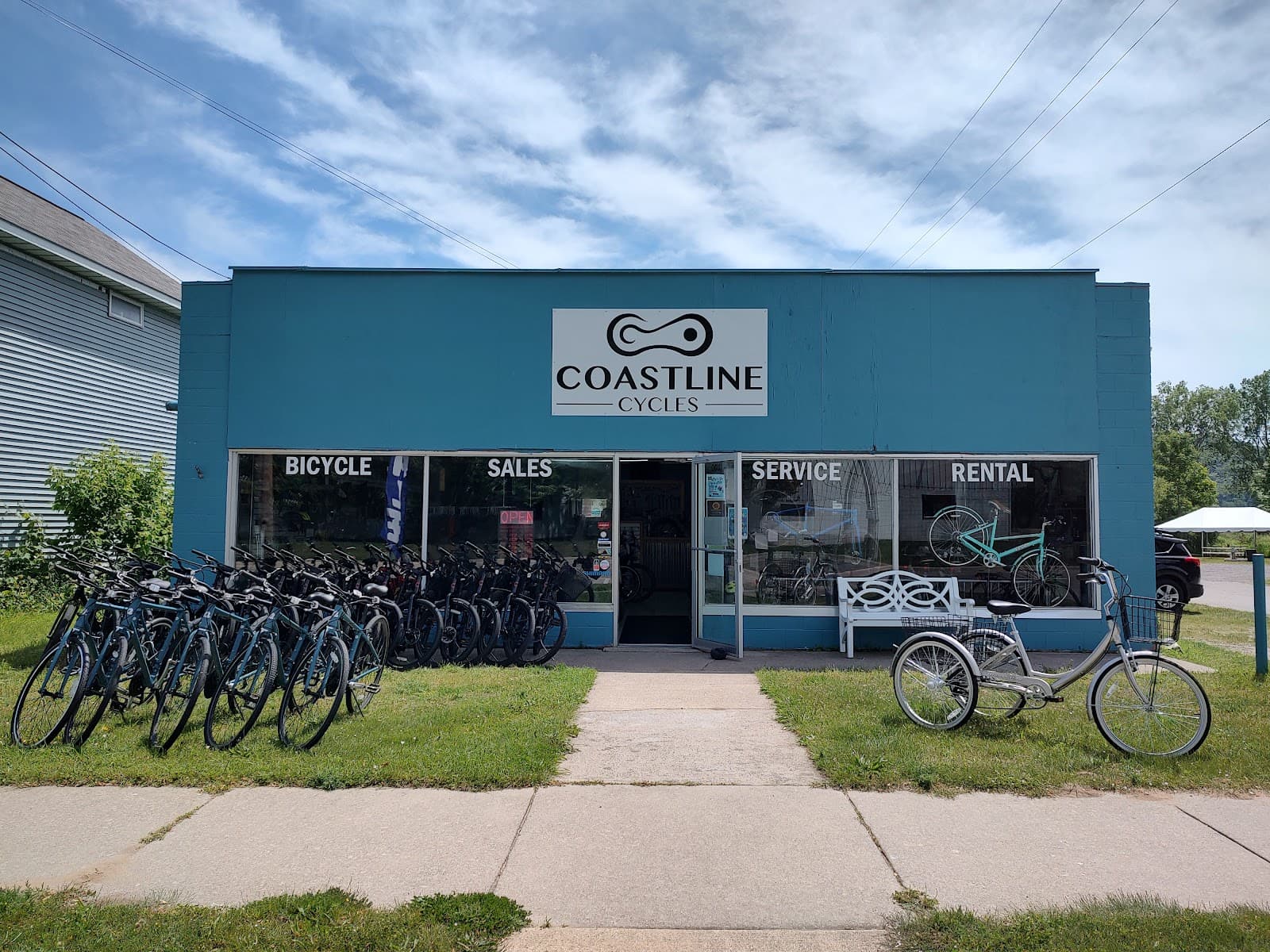 Coastline Cycles - Biking (Rentals & Trails) in Traverse City, Michigan