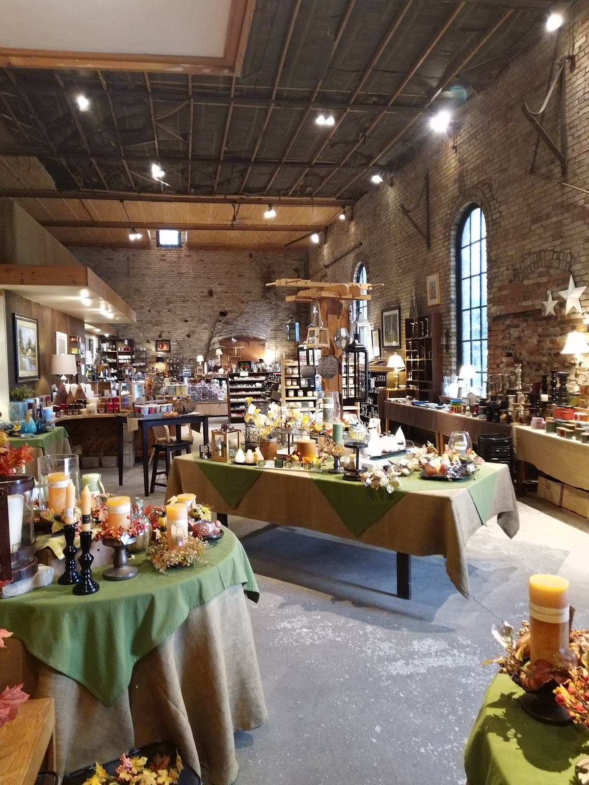 Candle Factory & Home Elements in Traverse City