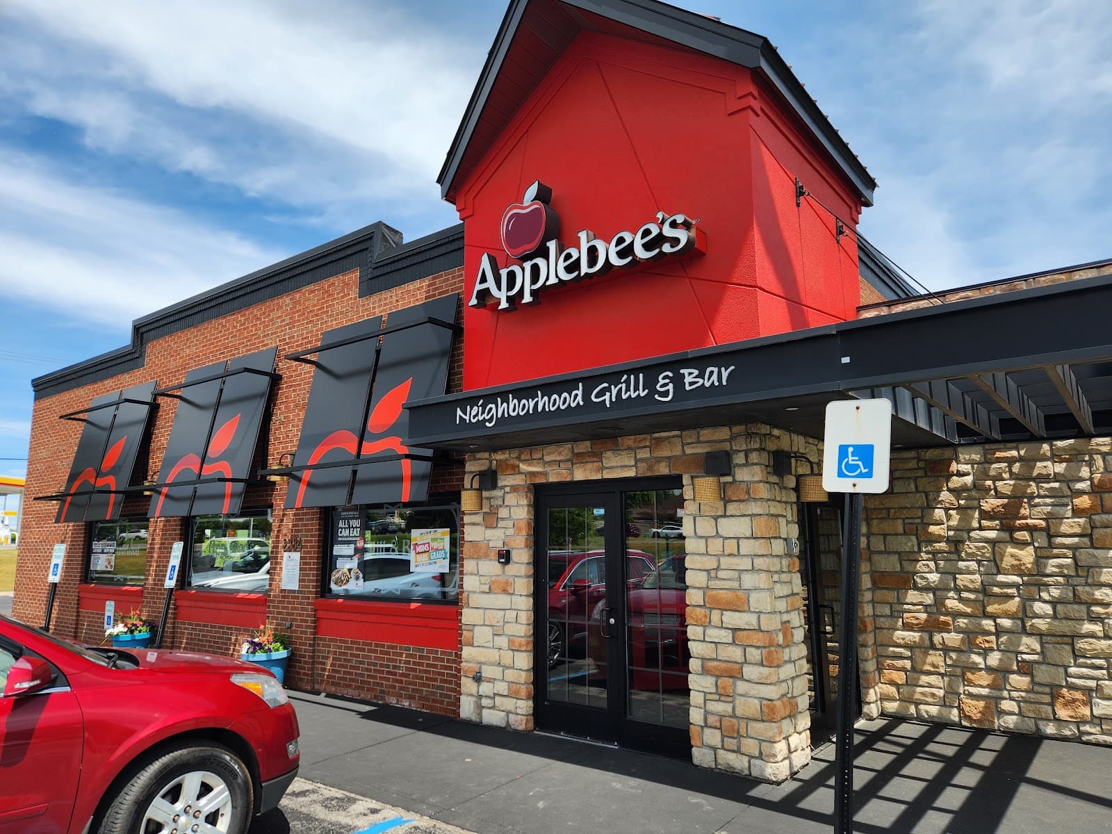 Applebee's Neighborhood Grill & Bar in Traverse City
