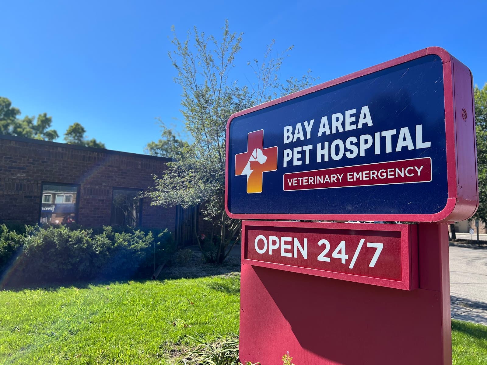 Bay Area Pet Hospital in Traverse City