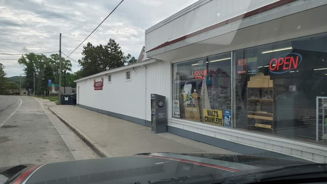 NJ's Grocery/India's Kitchen in Traverse City